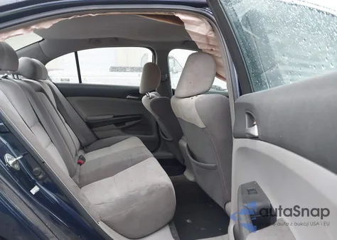 2008 Honda Accord 2.4 Lx z USA, uszkodzony, nr VIN 1HGCP26358A001366